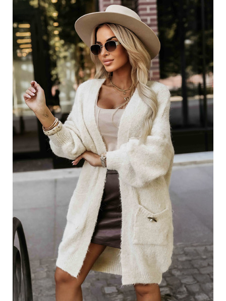 numoco basic Módní oversized kardigan s ozdobnou broží a praktickými kapsami - béžový