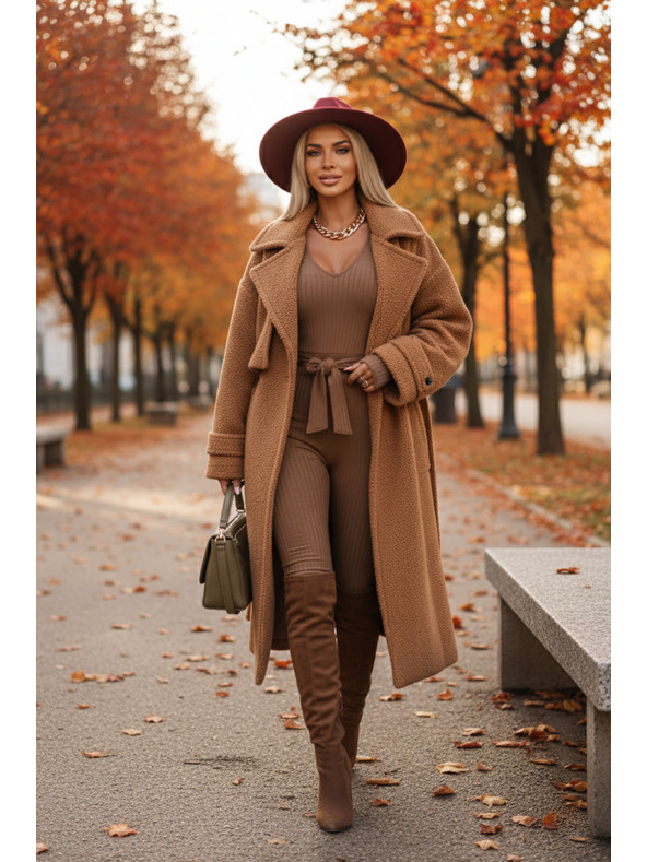 numoco Pohodlný a elegantní žebrovaný dámský overal s výstřihem - mocha mousse