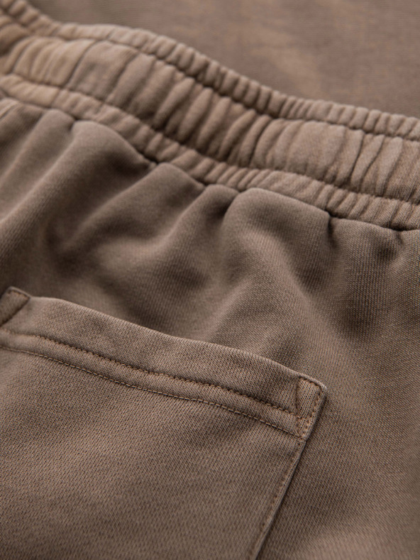 Ombre Clothing Pánské bavlněné teplákové šortky BASIC hnědé Ombre Clothing