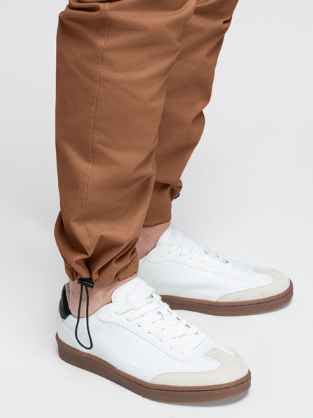 Ombre Clothing Pánské kalhoty s cargo kapsami a lemem nohavic - teplá hnědá V2 P1526 Ombre Clothing