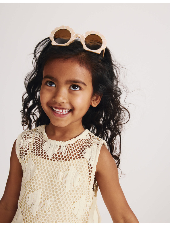 Marks & Spencer Háčkované šaty bez rukávů s motivem ryb z čisté bavlny (2–10 let) Marks & Spencer smetanová