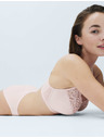 Marks & Spencer Podprsenka Amelia se zmenšujícím efektem, kosticemi a krajkou, vel. (C–H) Marks & Spencer růžová
