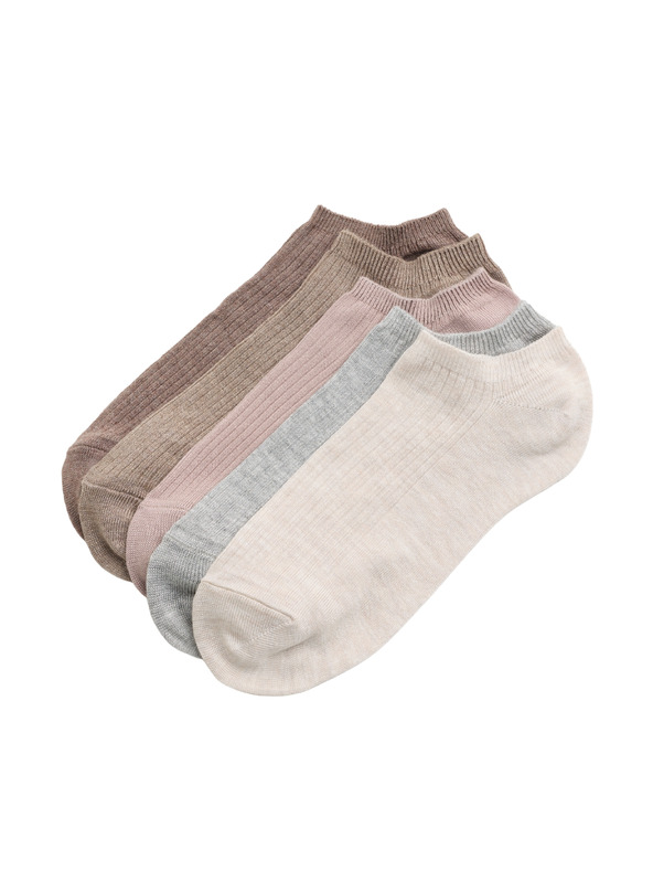 Marks & Spencer Balení 5 superměkkých žebrovaných krátkých ponožek Trainer Liners™ Marks & Spencer béžová