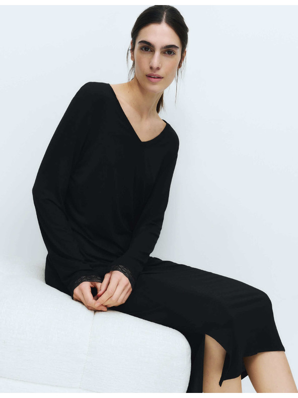 Marks & Spencer Noční košile s krajkovými lemy Marks & Spencer černá