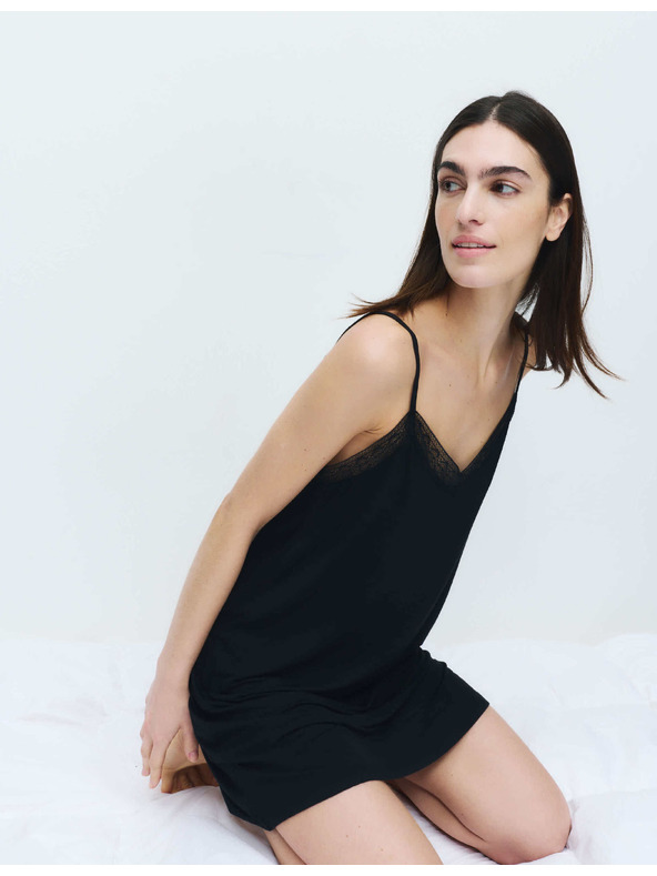 Marks & Spencer Košilka s krajkovým lemem Marks & Spencer černá