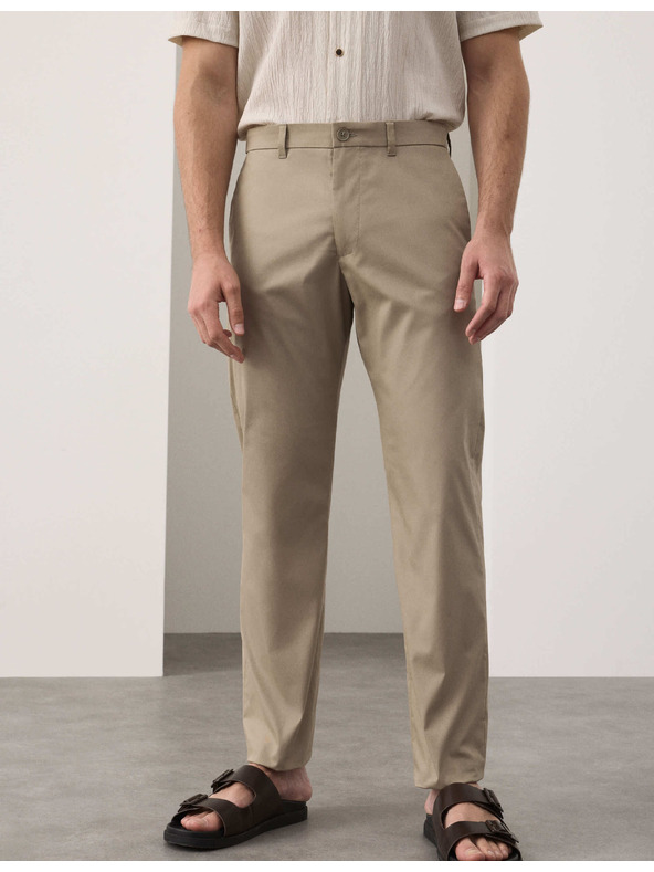 Marks & Spencer Super lehké chino kalhoty, normální střih Marks & Spencer béžová