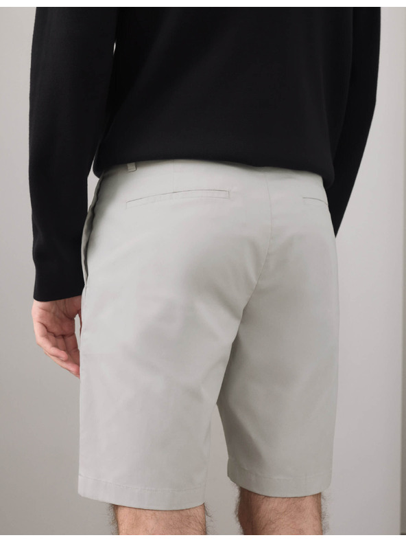 Marks & Spencer Lehké chino šortky běžného střihu Marks & Spencer šedá