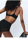 Marks & Spencer Hladká dekoltová podprsenka Body Soft™ s kosticemi, vel. A–E Marks & Spencer černá