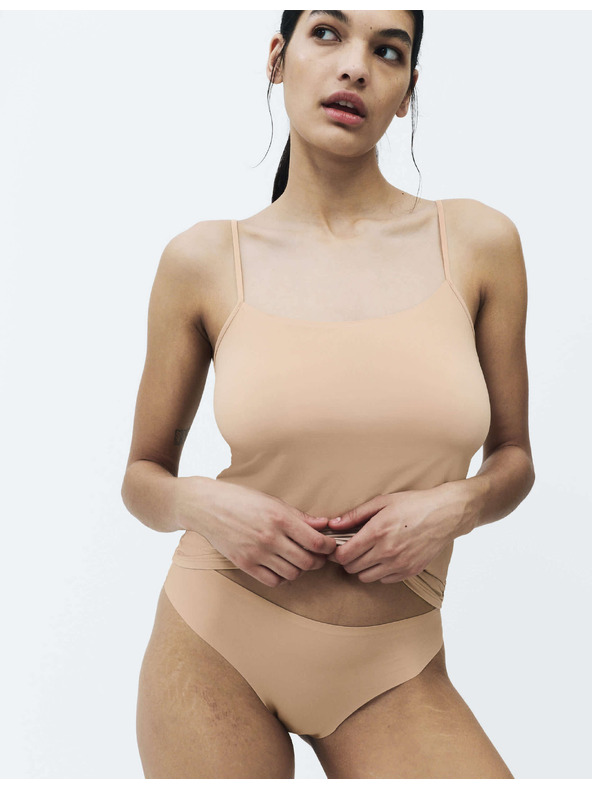 Marks & Spencer Tělové stahovací body