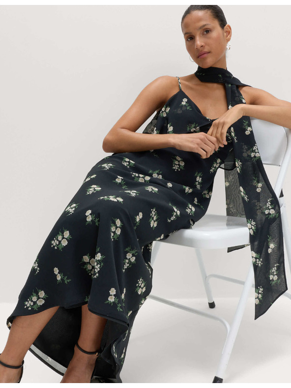 Marks & Spencer Květované košilkové midaxi šaty s ozdobnou šálou Marks & Spencer černá
