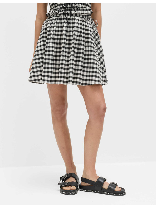 Marks & Spencer Miniaturní kolová sukně z materiálu Gingham ze směsi bavlny Marks & Spencer černá