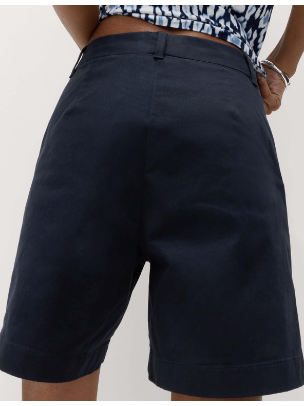 Marks & Spencer Chino šortky s vysokým pasem s vysokým podílem bavlny Marks & Spencer námořnická modrá