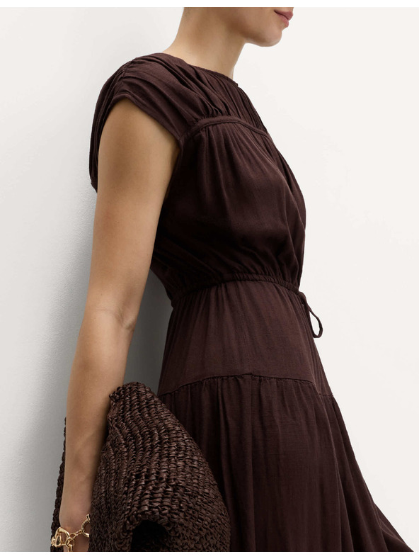 Marks & Spencer Maxi šaty se zvýrazněným pasem a nabíraným lnem Marks & Spencer hnědá