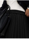 Marks & Spencer Plisovaná asymetrická midi sukně Marks & Spencer černá