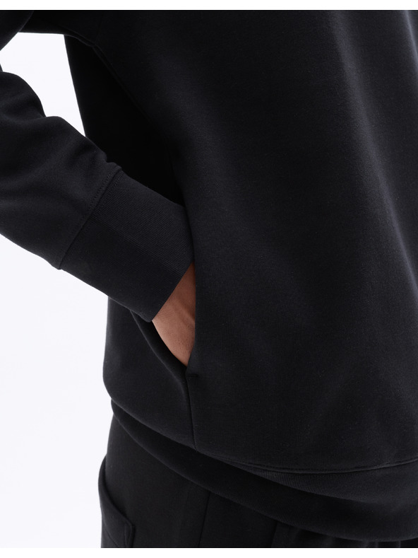 Celio Mikina Mebislock