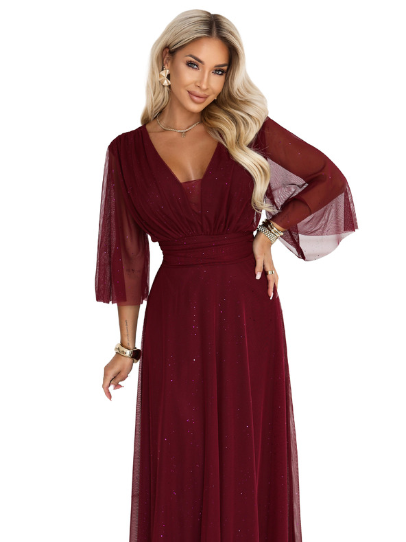 numoco Dlouhé třpytivé šaty plus size s výstřihem a průhledným rukávem - bordó