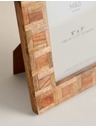 Marks & Spencer Fotorámeček Marquetry, 5 × 7 palců Marks & Spencer béžová