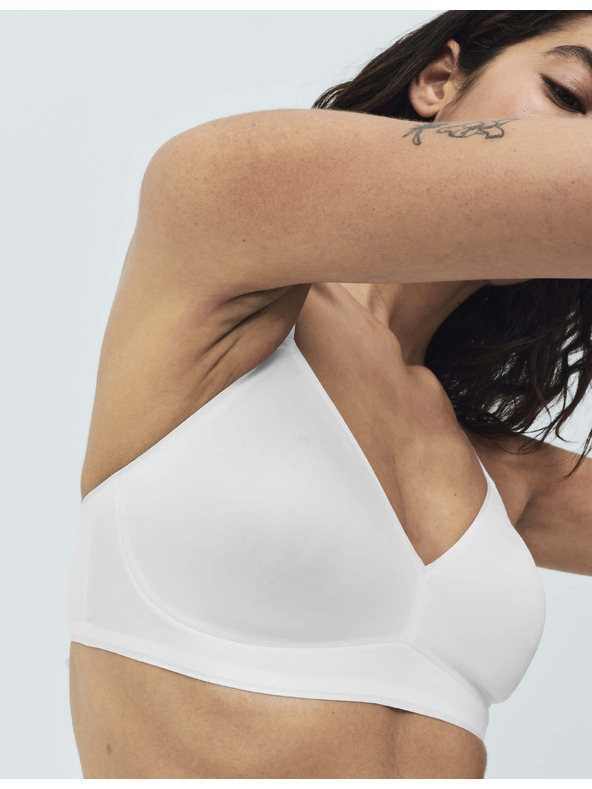 Marks & Spencer Neviditelná Body Invisibles™ podprsenka s plnými košíčky bez kostic, vel. A–E Marks & Spencer bílá