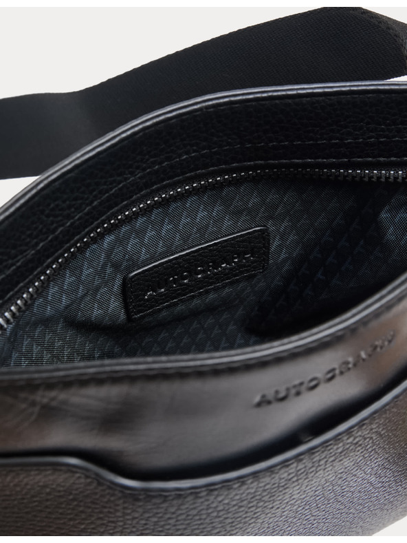 Marks & Spencer Kožená taška crossbody Marks & Spencer černá