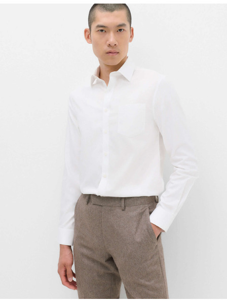 Marks & Spencer Košile Ultimate úzkého střihu z čisté bavlny s nežehlivou úpravou Marks & Spencer bílá