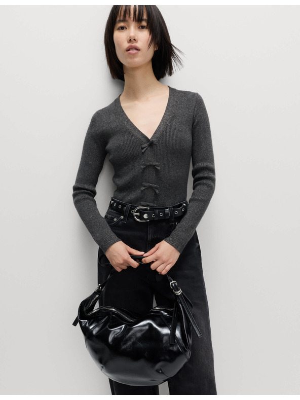 Marks & Spencer Třpytivý svetr na knoflíky s výstřihem do V a mašličkovým detailem Marks & Spencer šedá