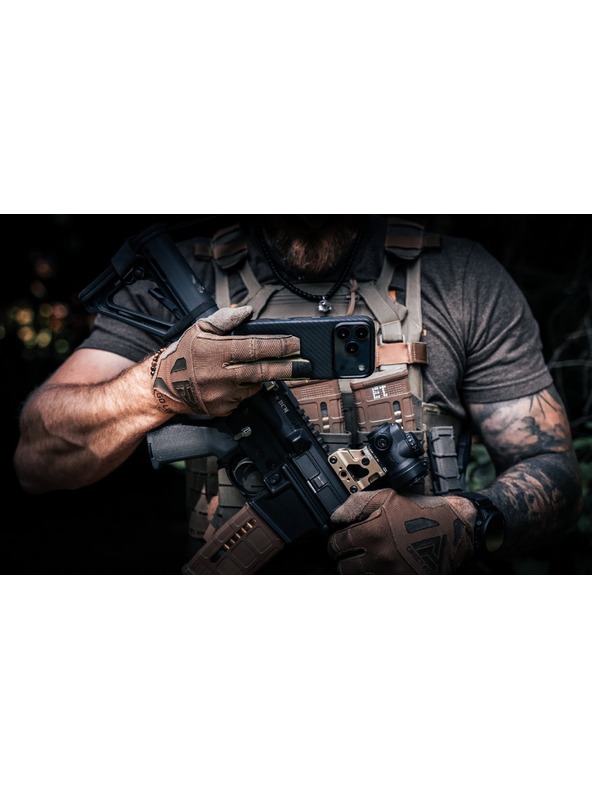 Tactical Tactical MagForce Aramid Kryt pro Apple iPhone 18 Pro Max Black