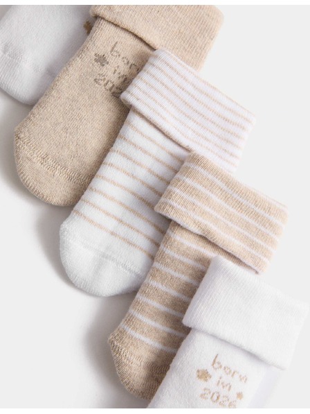 Marks & Spencer Froté ponožky s „Born in 2026“ a vysokým podílem bavlny (0–12 měsíců), 5 párů Marks & Spencer bílá