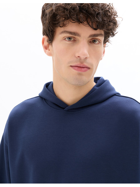Celio Mikina Mebislock